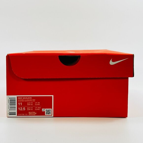 Athletic_Shoes